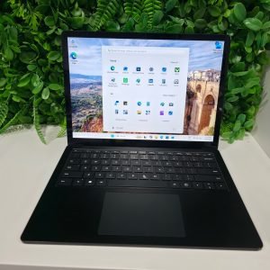 Microsoft Surface Laptop 4 13.5" — i7 / 16GB / 512GB